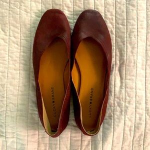 Lucky Brand Alba Flats